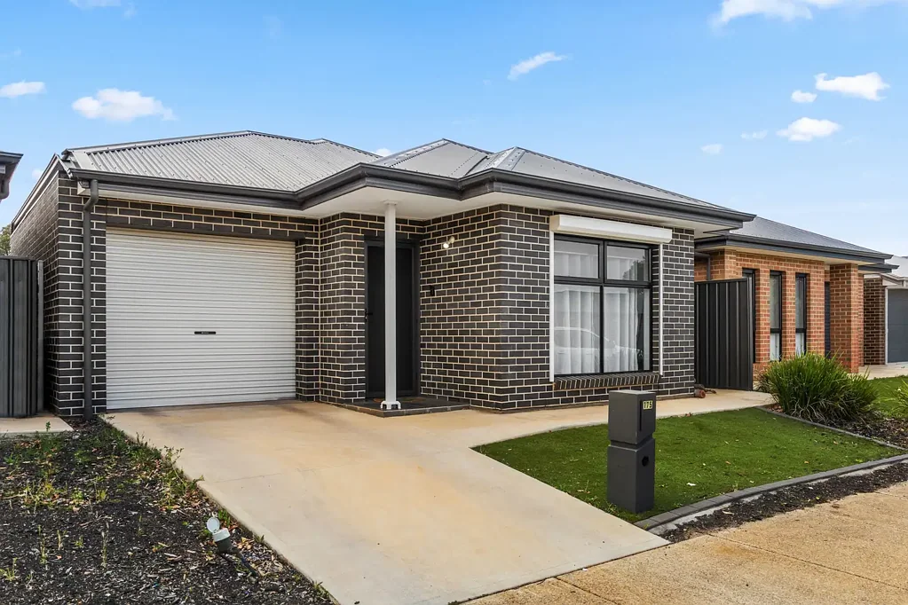 Andrews Farm 2房  Fresh Finishes, Sunny Lawns, Bright Beginnings.