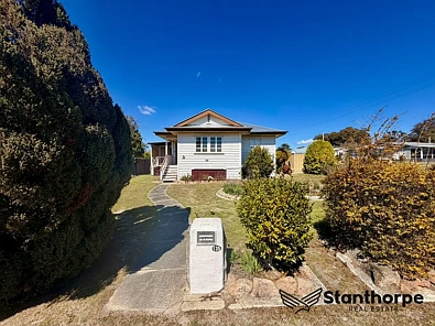 Stanthorpe 3कमरा Charming Character Home Full of Space & Flow – Offers Over $530,000