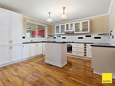 27 Derwent Drive, Long Gully, VIC 3550, 3 Bedrooms, 1 Bathrooms, House