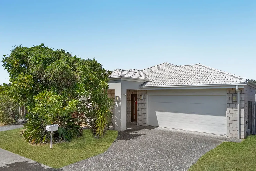 182 Dixon Drive, Pimpama, QLD 4209