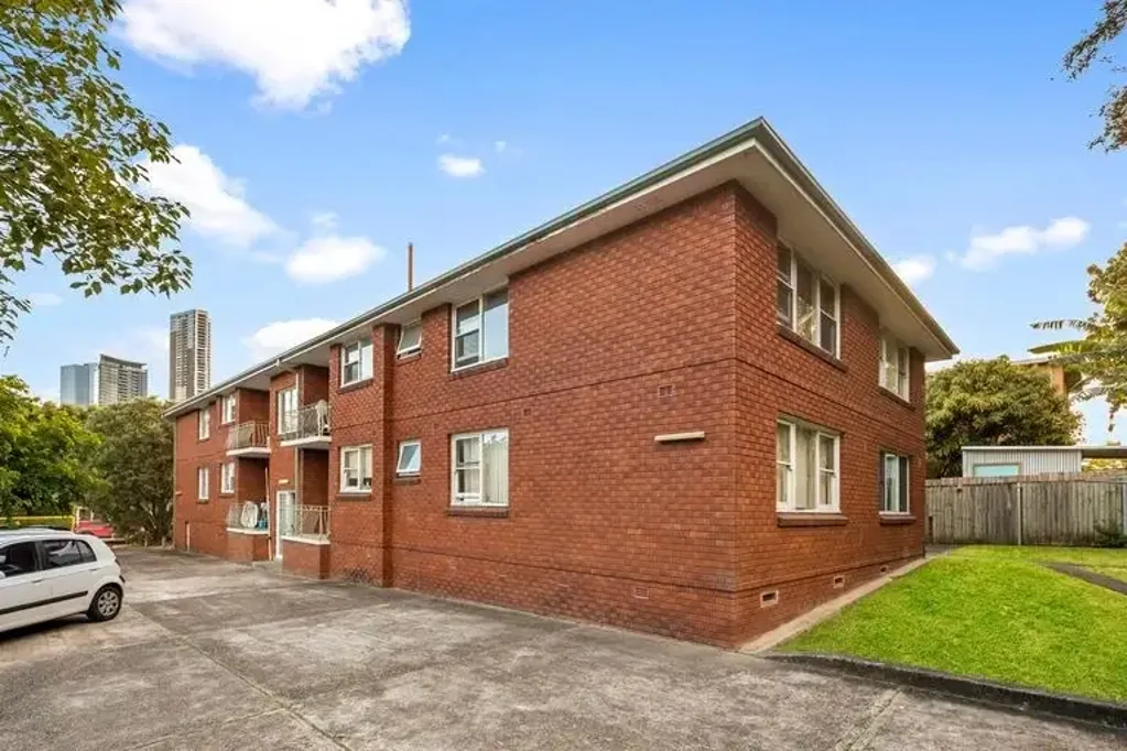 Parramatta 2 Bedroom Boutique Charm in Prime Parramatta Location