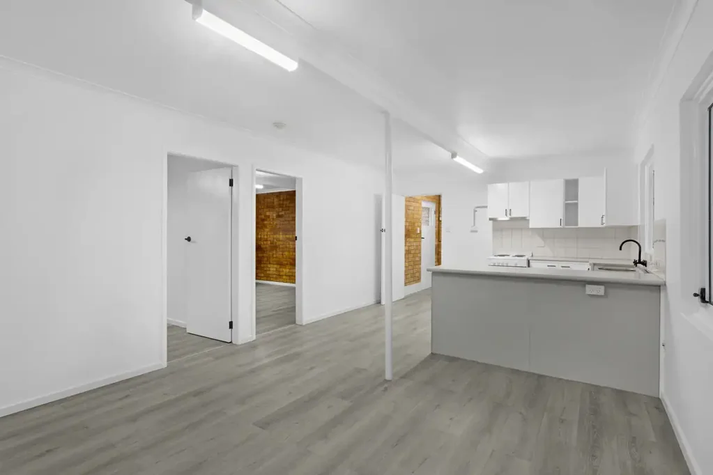 Beachside Living – Renovated 2-Bedroom Unit Moments from the Sand