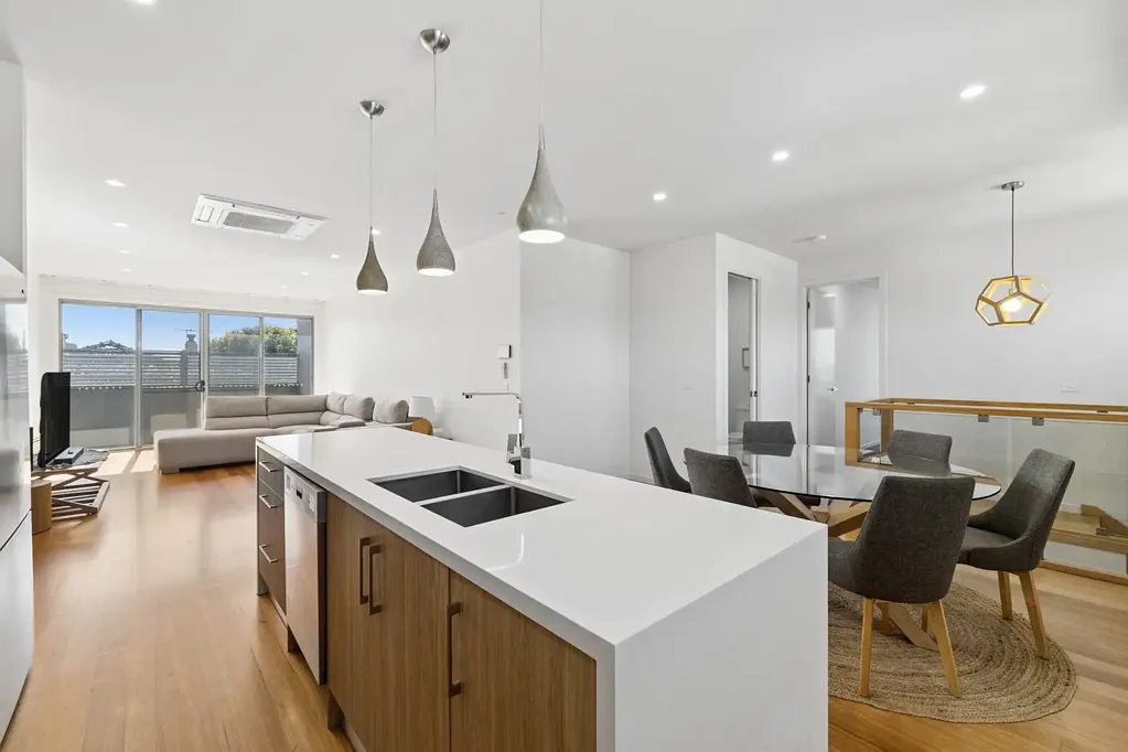 Essendon 3Kwarto Executive Class, Exceptional Comfort & Endless Convenience