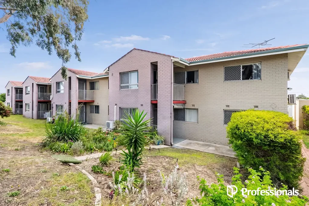 Charming 3-Bedroom House in Girrawheen!