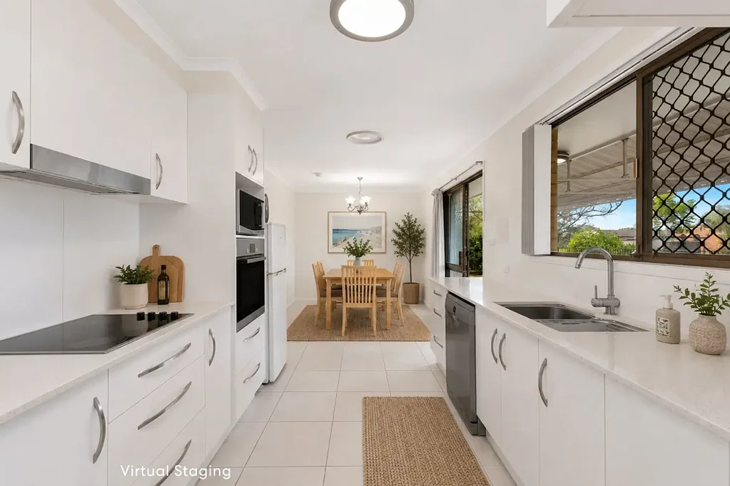 Ballina 3房  Spacious Villa with Modern Touches in Ballina