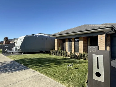 Lucknow 4 Slaapkamer Designed for Family Living, Built for Comfort