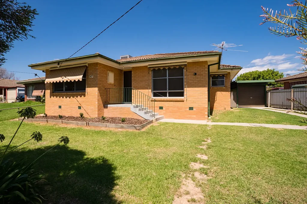 A PROPERTY WITH ALL THE FEATURES