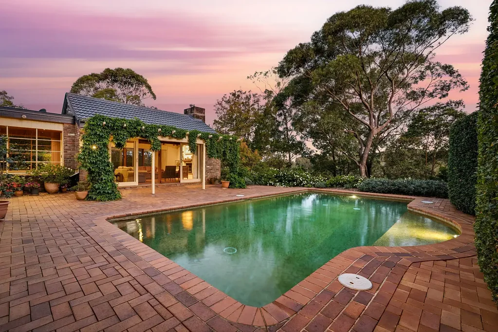 Tumbi Umbi 5ห้องนอน A timeless country estate - first time offered in over 50 years