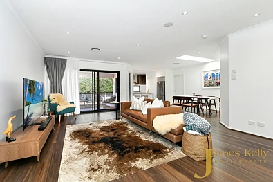 32 Upton Street, Stanhope Gardens, NSW 2768, 4 कमरे, 2 बाथरूम, House