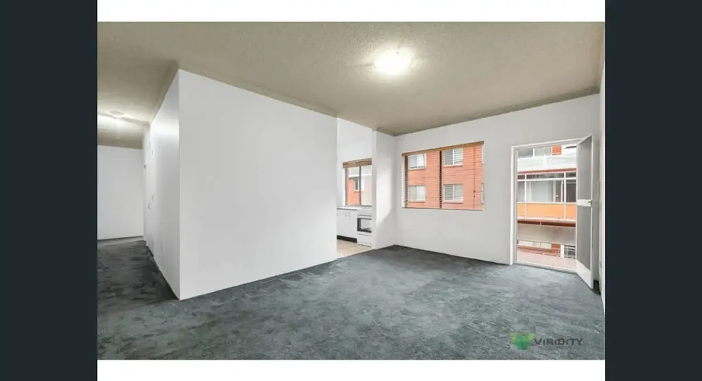 2x Bedroom Apartment with LUG..
