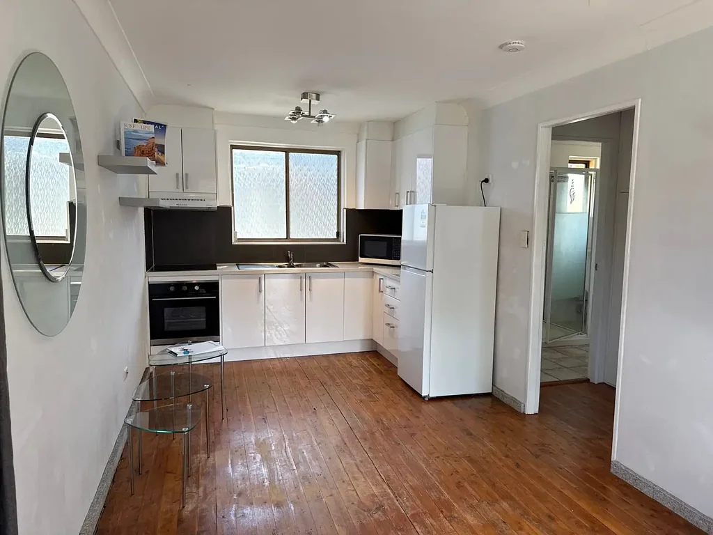 Partially Furnished ONE BEDROOM APARTMENT in the heart of Chevron Island