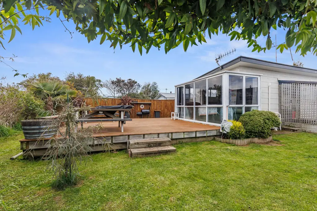 Motueka 1 Bedroom Vendor has plans elsewhere!