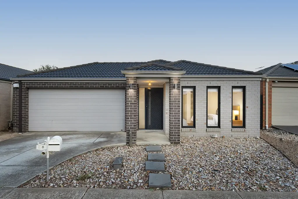 8 Snowbridge Road, Tarneit, VIC 3029