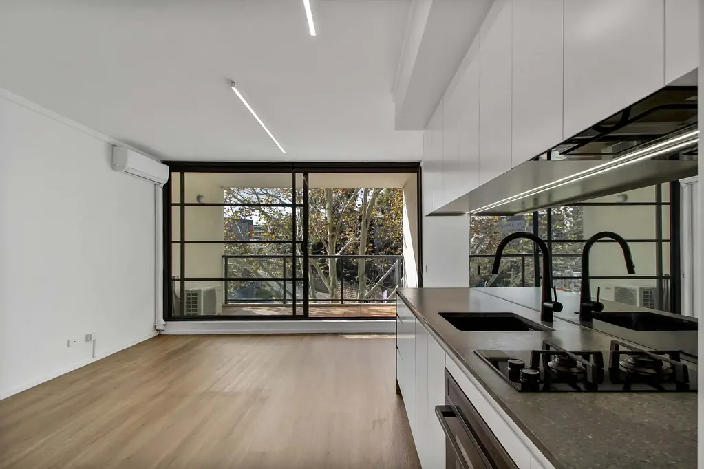 Stylish & Contemporary Studio Apartment in the Heart of Camperdown
