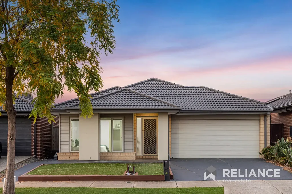 11 Maintop Way, Tarneit, VIC 3029, 4 Bedrooms, 4 Bathrooms, House