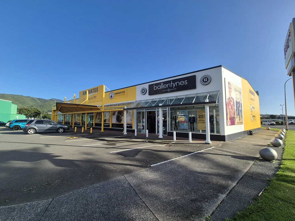 Porirua Signature Retail in Porirua