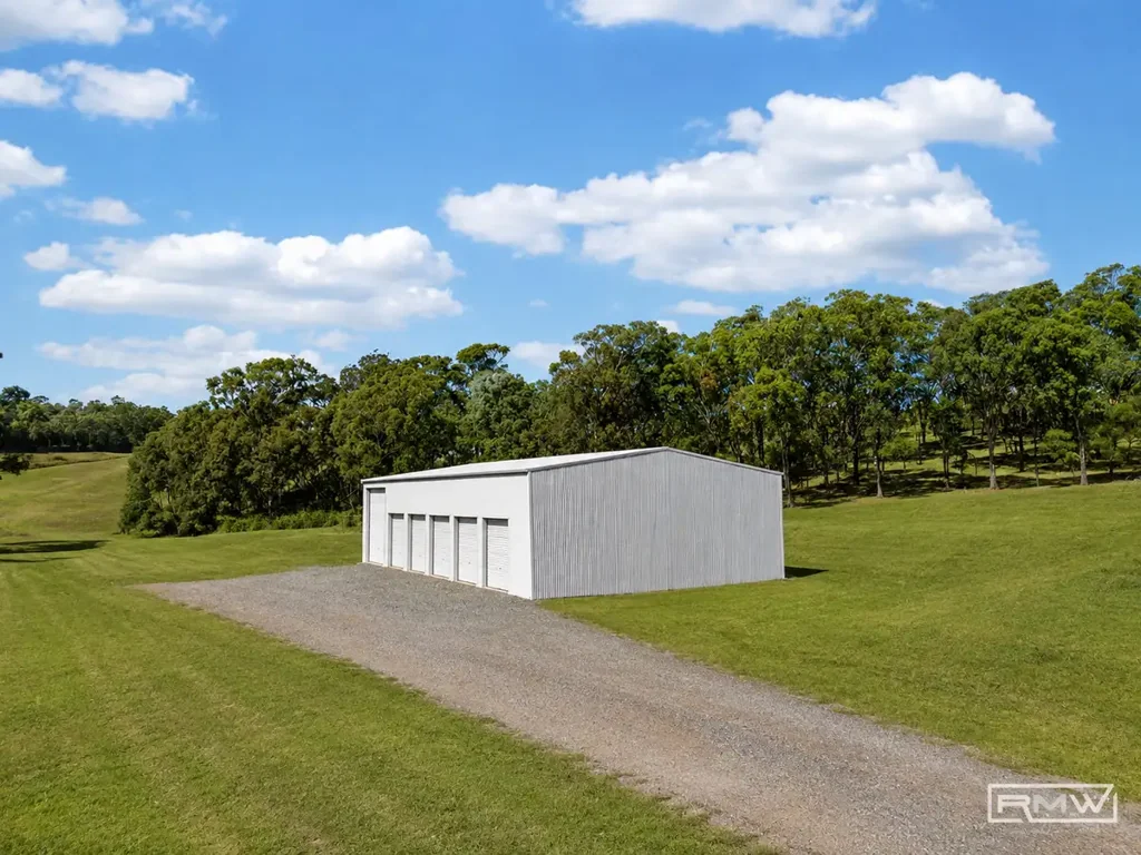 Tanby 1.48 Acres, Huge 243m² Shed & Room to Build