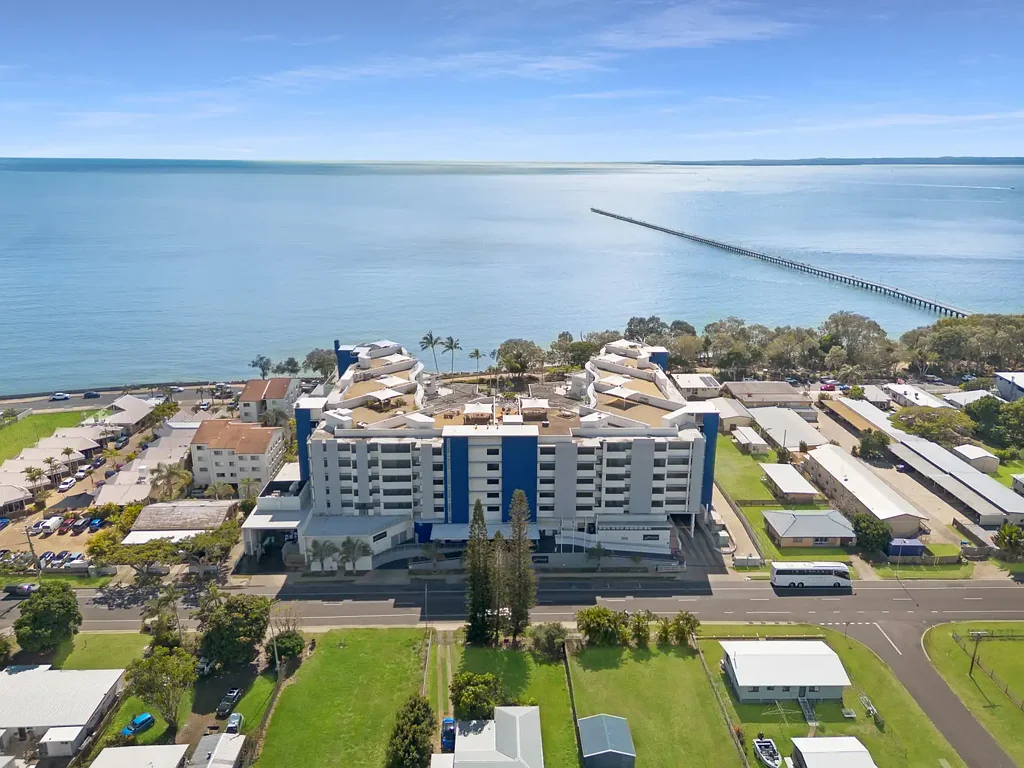 Urangan 2ਬੈੱਡਰੂਮ Beachfront living at the Oaks Resort