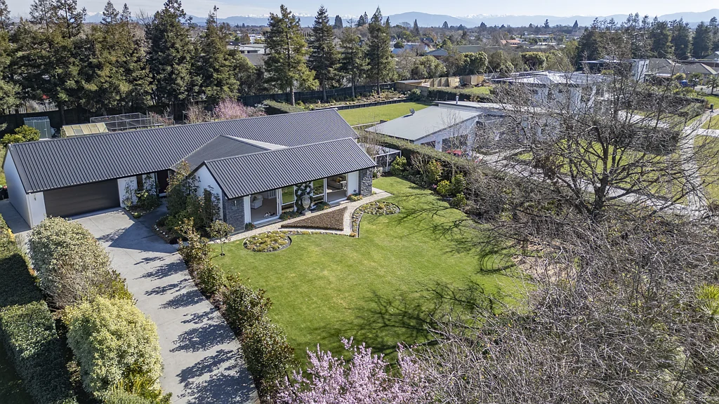 Rangiora 3Zimmer Park-Like Privacy in the Heart of Rangiora