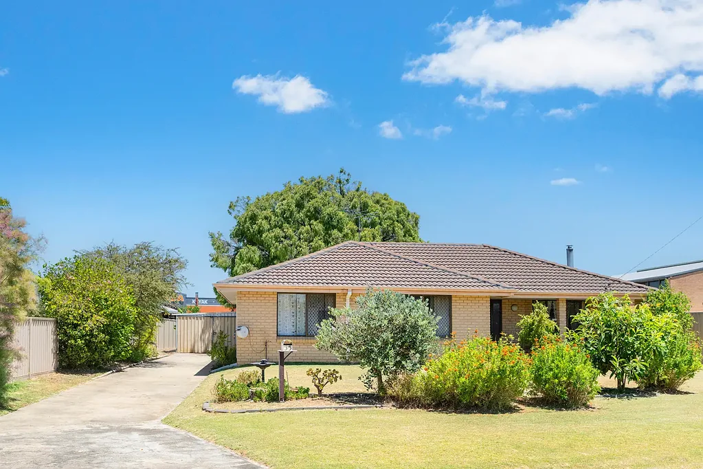 35 Jolliffe Street, West Busselton, WA 6280