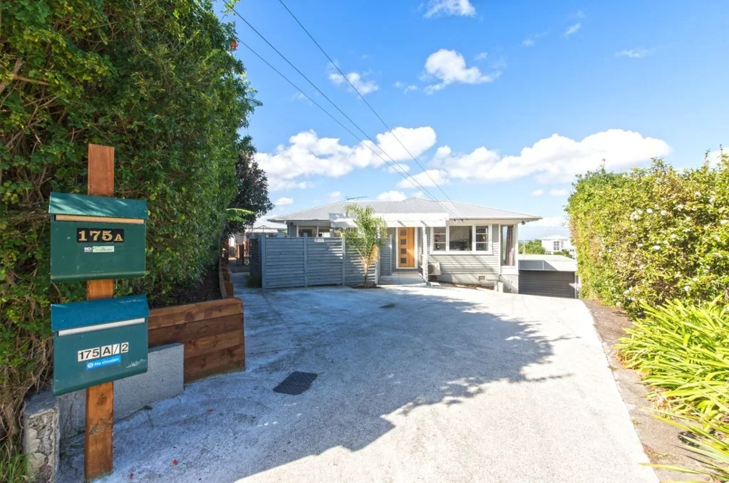 Spacious Family Home with Swimming Pool Ã¢ÂÂ Water Included!