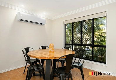 4 DELMO CT, URRAWEEN QLD 4655, 0 રૂમ, 0 બાથરૂમ, House