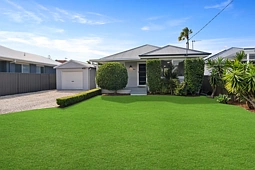 2 Lindsay Street, Long Jetty