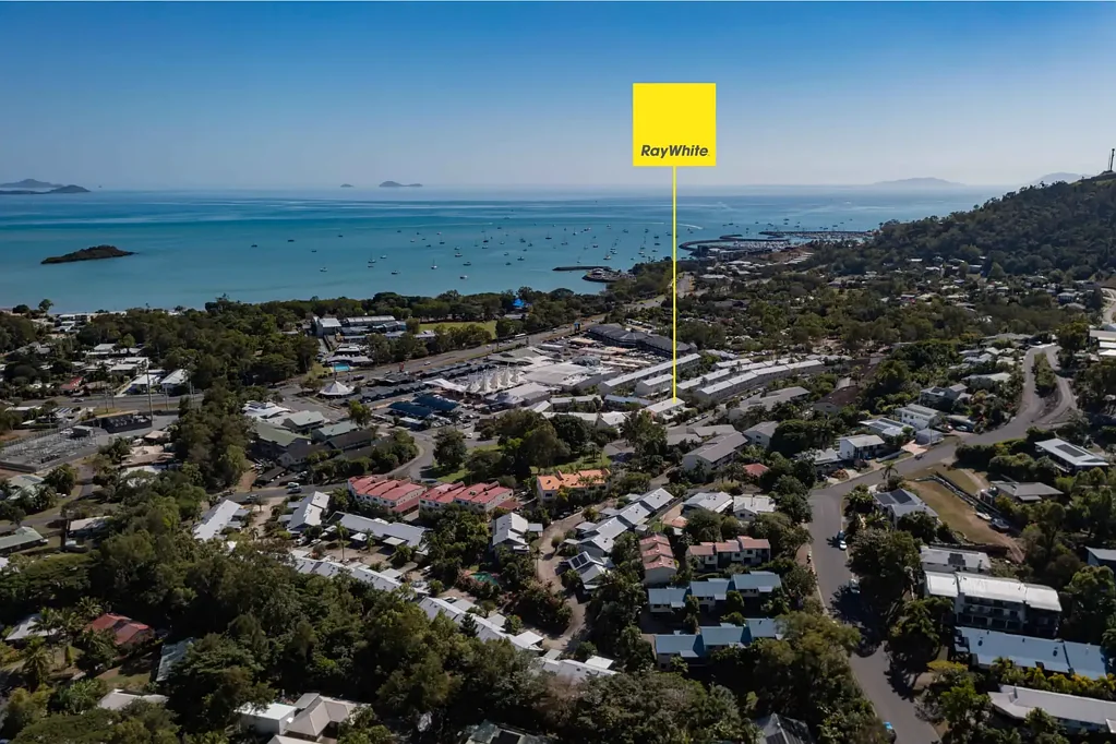 Cannonvale 2બેડરૂમ Two-Bedroom Unit - Secure Tenanted Investment