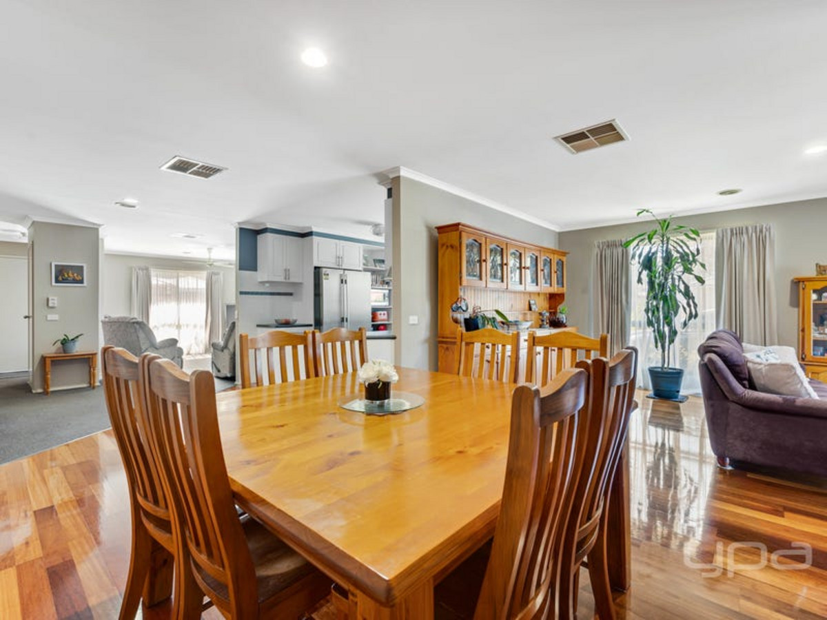 25 SHERIDAN WAY, ROXBURGH PARK VIC 3064, 0 Kuwarto, 0 Banyo, House