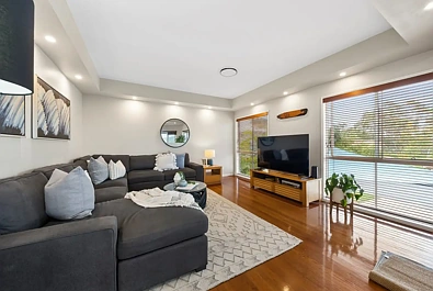 ਰਹਿਣ ਵਾਲਾ ਕਮਰਾ - 10 Honeybee Place, Upper Kedron, QLD 4055