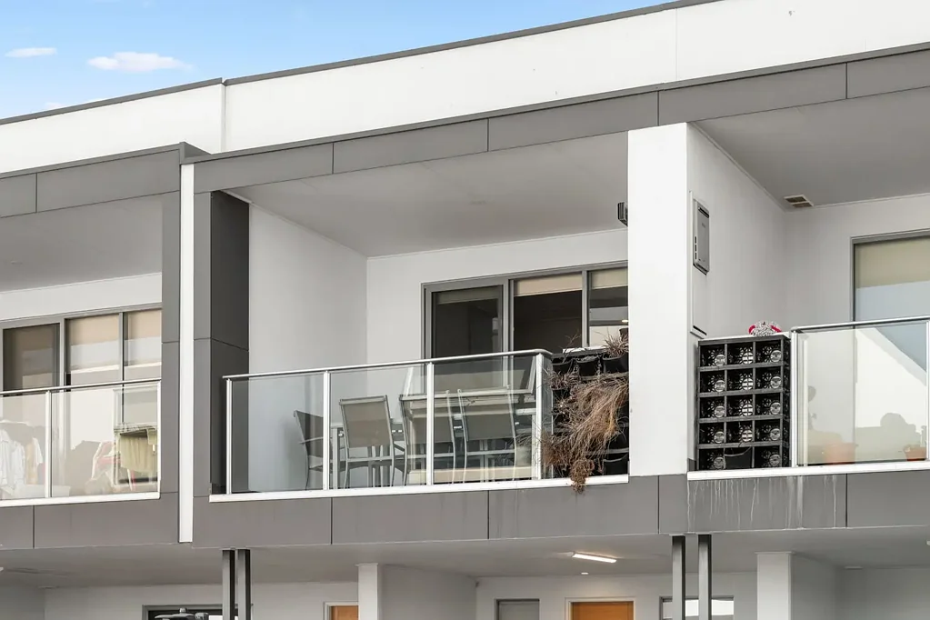 Lightsview 2房  Contemporary Comfort in the Heart of Lightsview.