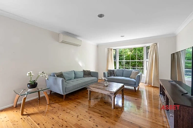 Address Withheld, East Killara, NSW 2071, 5 rūma, 2 rūma horoi, House