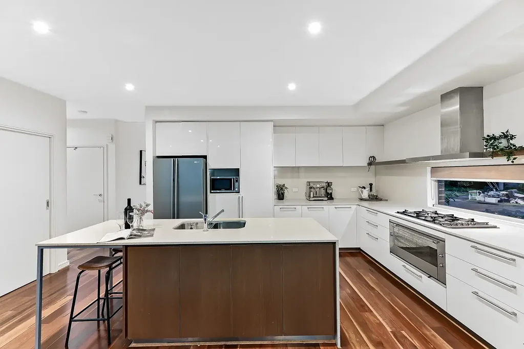 SUN BLESSED AND SPACIOUS WAVERLEY PARK DESIGN