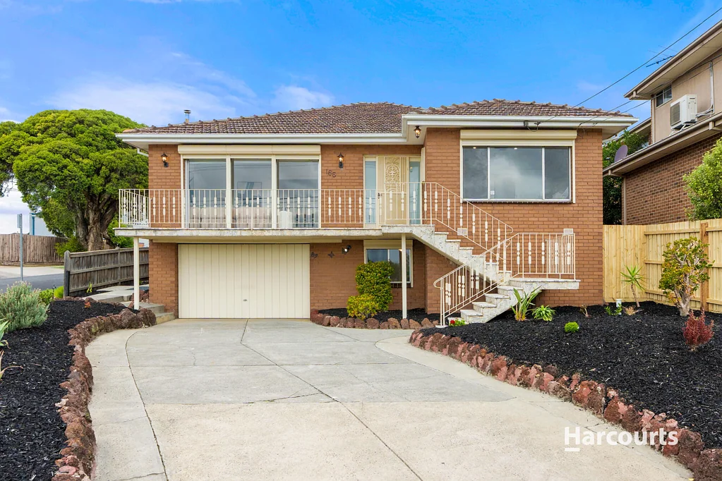 166 Thompsons Road, Bulleen, VIC 3105