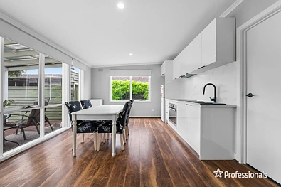 Kusina - 3 Olive Grove, Mentone, VIC 3194
