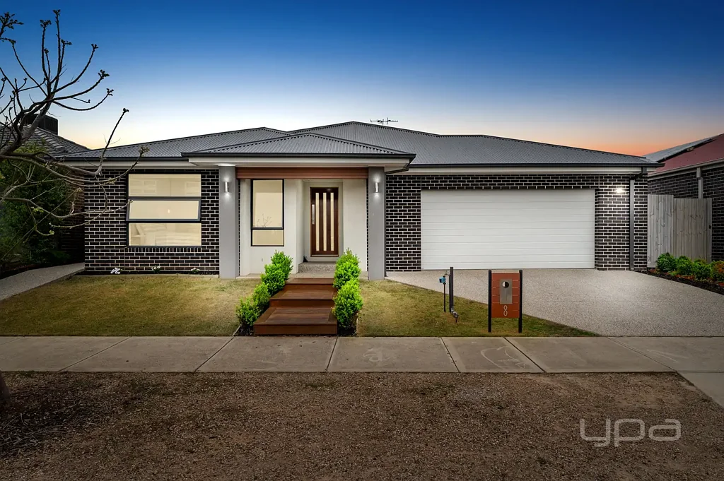 8 Scenic Way, Harkness, VIC 3337