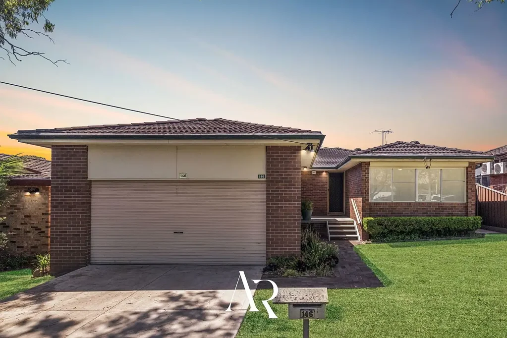 146 Flinders Road, Georges Hall, NSW 2198