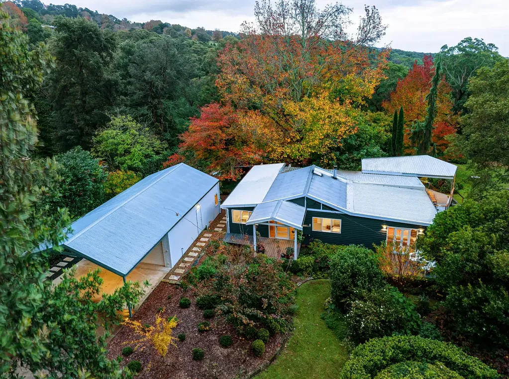 Kurrajong Heights 4 Bedroom "Merriwood" A Rare Acreage Retreat with Views, Privacy and Timeless Character