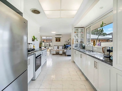80 & 80B Meadows Road, Mount Pritchard, NSW 2170, 5 slaapkamers, 2 badkamers, House
