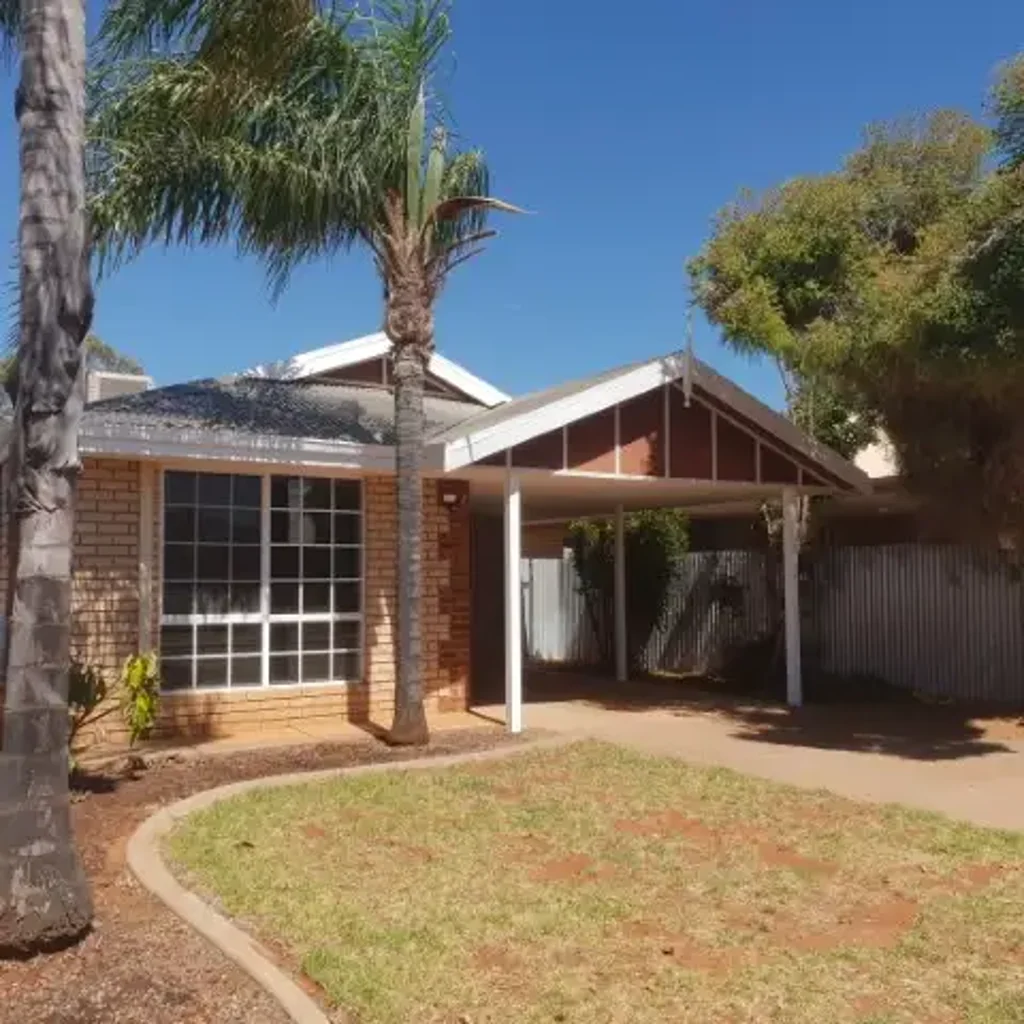 Neat & Tidy 3 Bedroom Home