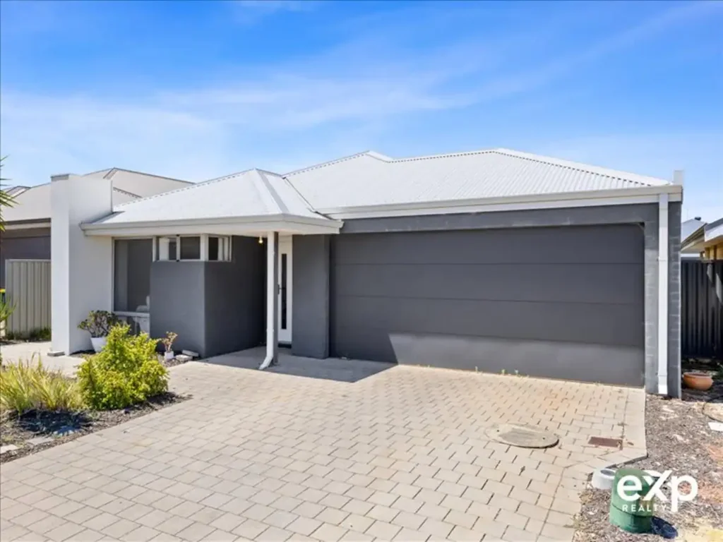 16 Harvey Crescent, South Yunderup, WA 6208