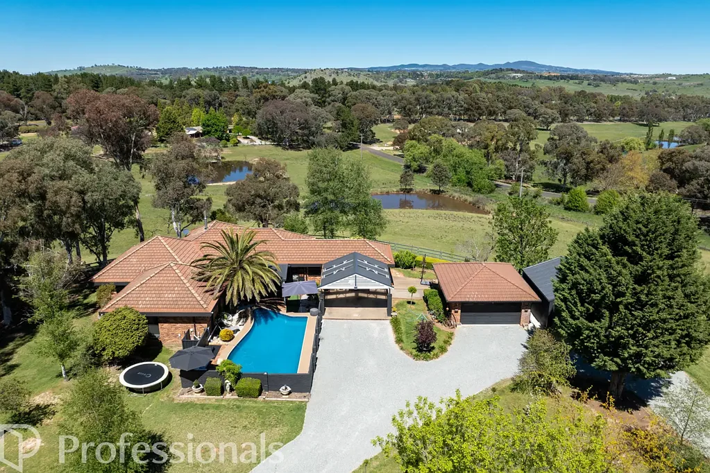 4 The Billabong, Orange, NSW 2800