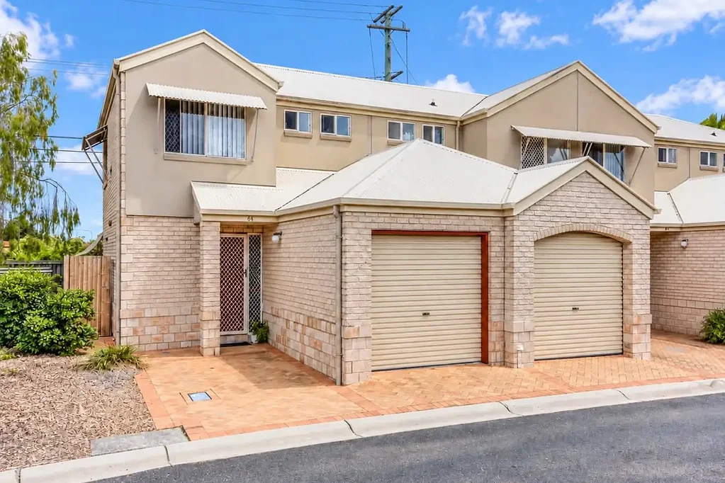 Waterford 3ਬੈੱਡਰੂਮ SPACE, VALUE & POOLSIDE LIVING | OFFERS OVER $599,000