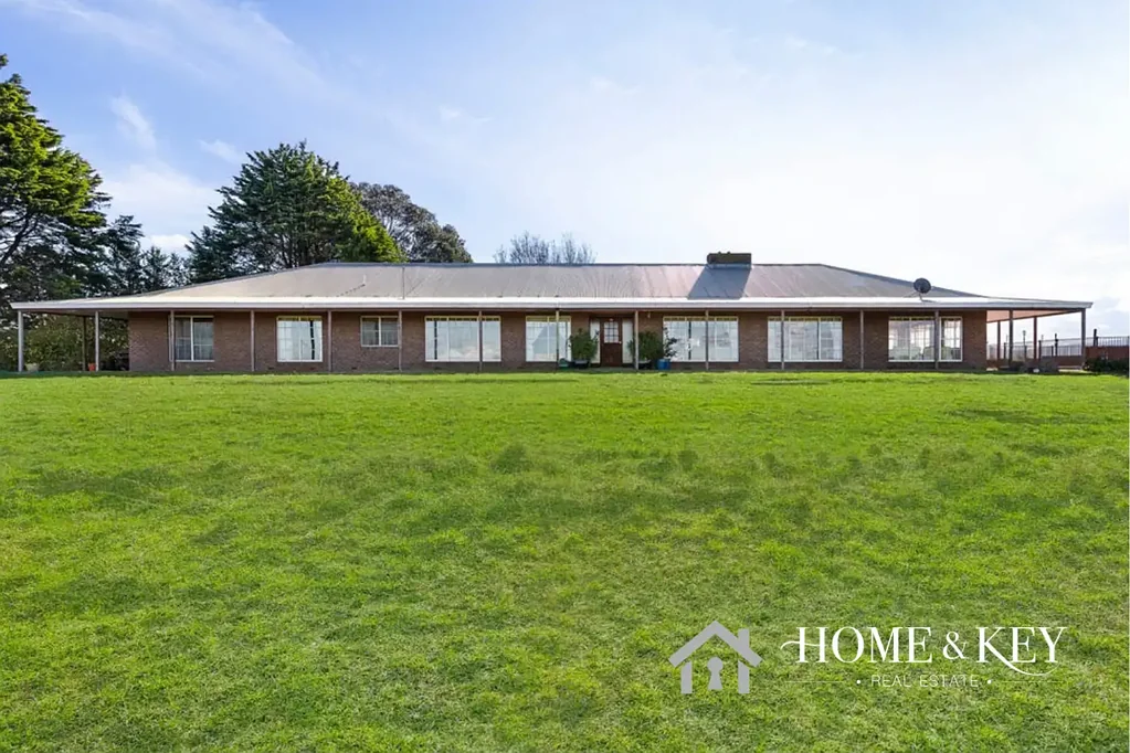 Acreage Living with Breathtaking Views on 24.61 Acres (Approx.)