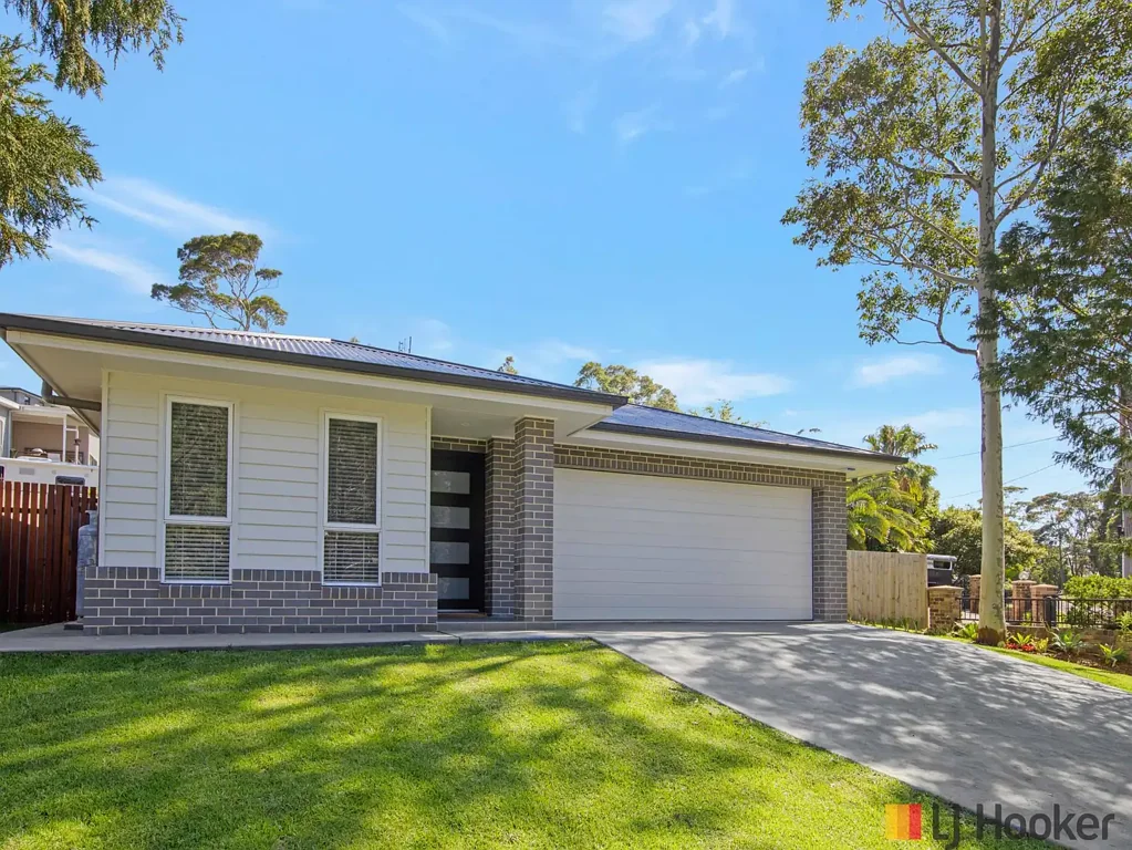 Malua Bay 4房  It�s time for that new home your family has been waiting for.