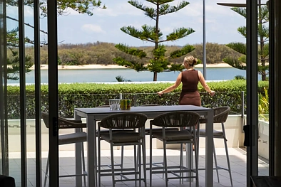Caloundra 3 Bedroom EXPANSIVE COASTAL LIVING IN THE HEART OF CALOUNDRA!