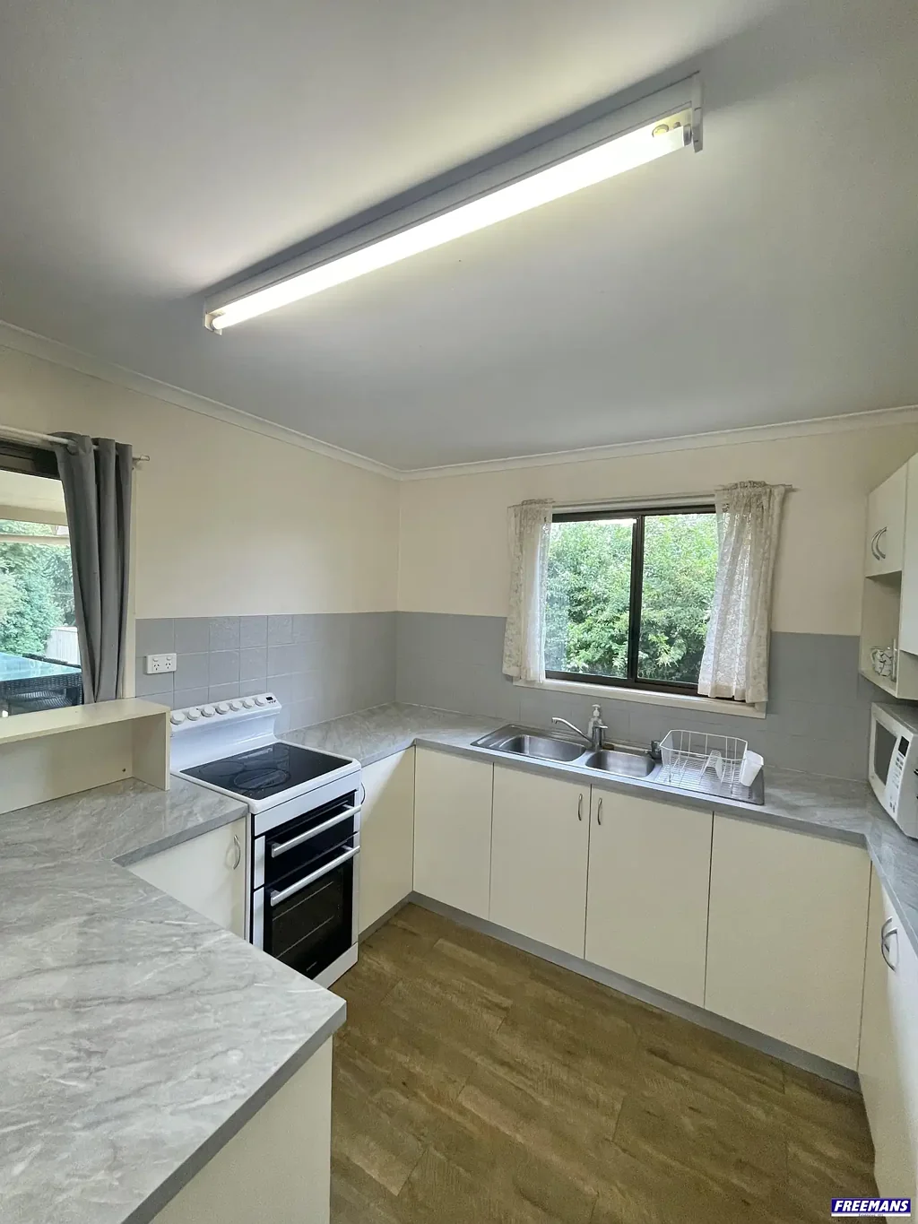 Lovely 3 Bedroom Home in Great Area