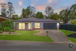 2 Trigger Cove, Upper Coomera