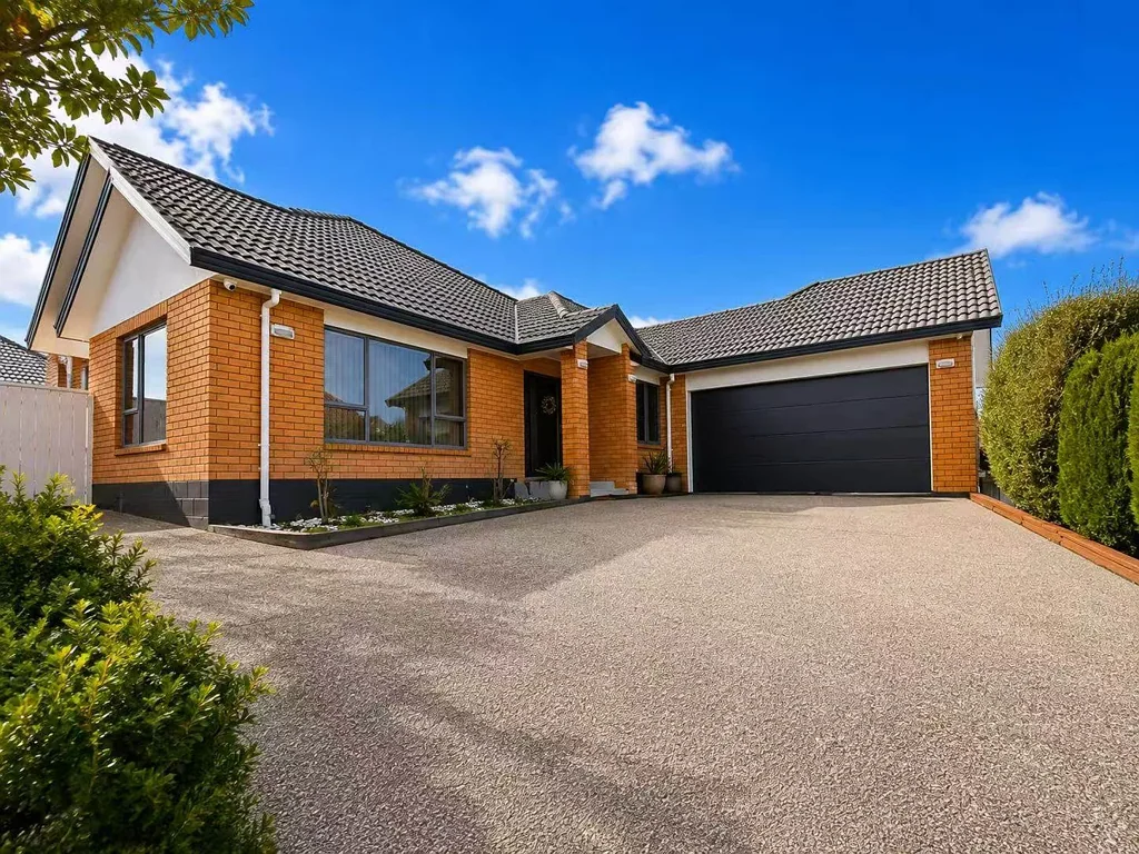 East Tamaki Heights 4Kwarto Motivated Owner – Must Be Sold!