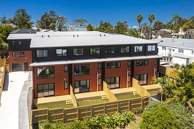 Forrest Hill 4房 Extra Large, Extra Bright, Brand new, Top School!